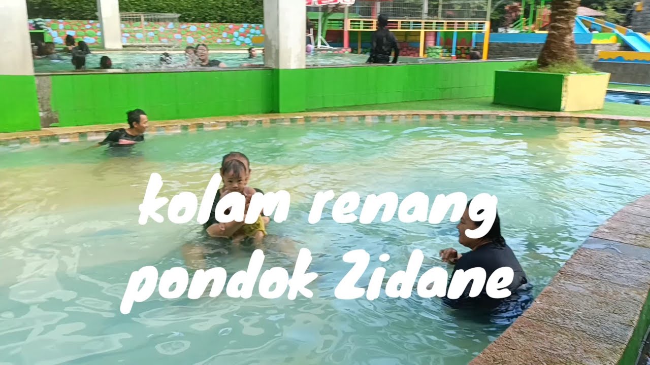 Walking around | | suasana kolam renang pondok Zidane bedahan sawangan depok