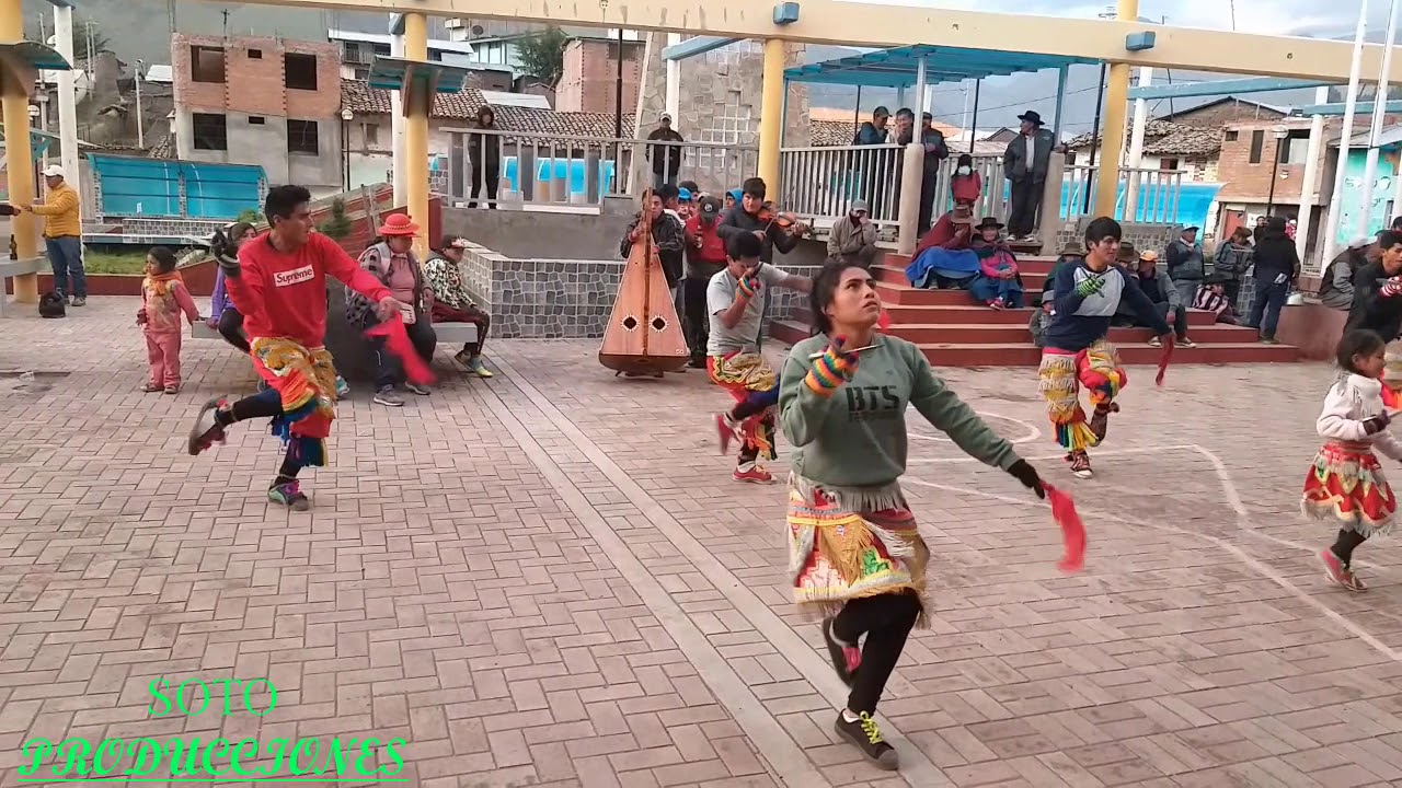 Fiesta de Mayo Aurahuá 2019 Huancavelica - Bajada de Cruces Parte 1