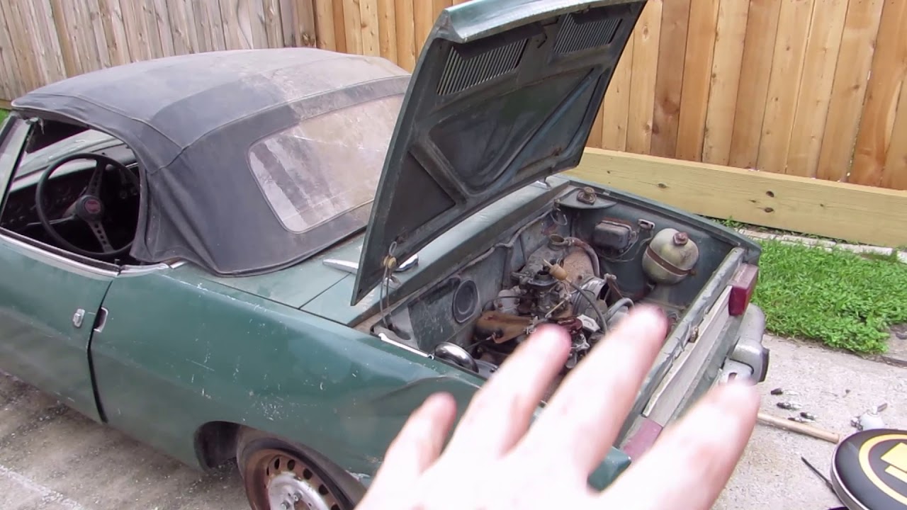 Episode 1: WHAT DID I BUY?? We Explore the New Project- A 1968 Fiat 850 Spider!