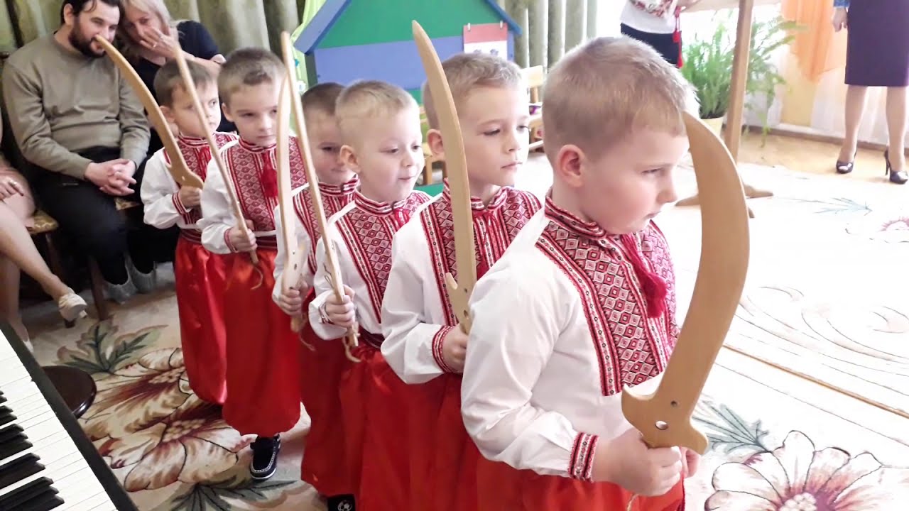 Танець з шаблями