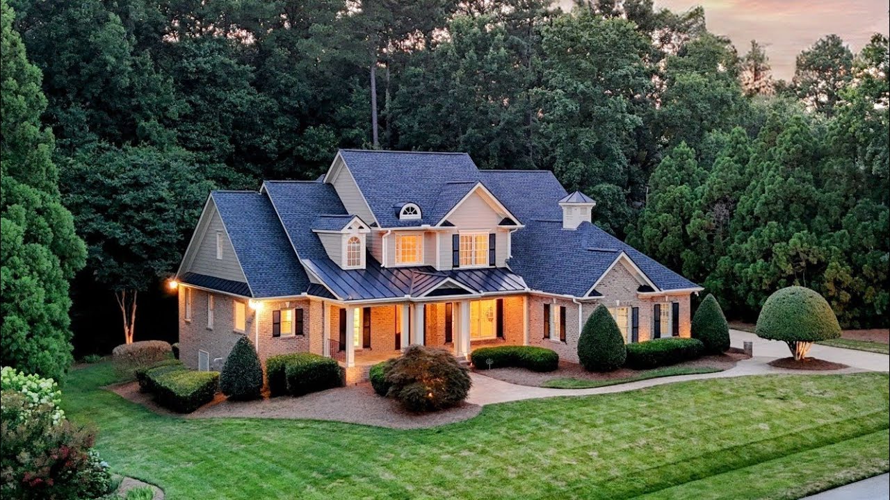 TOUR a $1,095,000 Luxury Custom home built by Award Winning Builder Tripp Loyd | Raleigh NC
