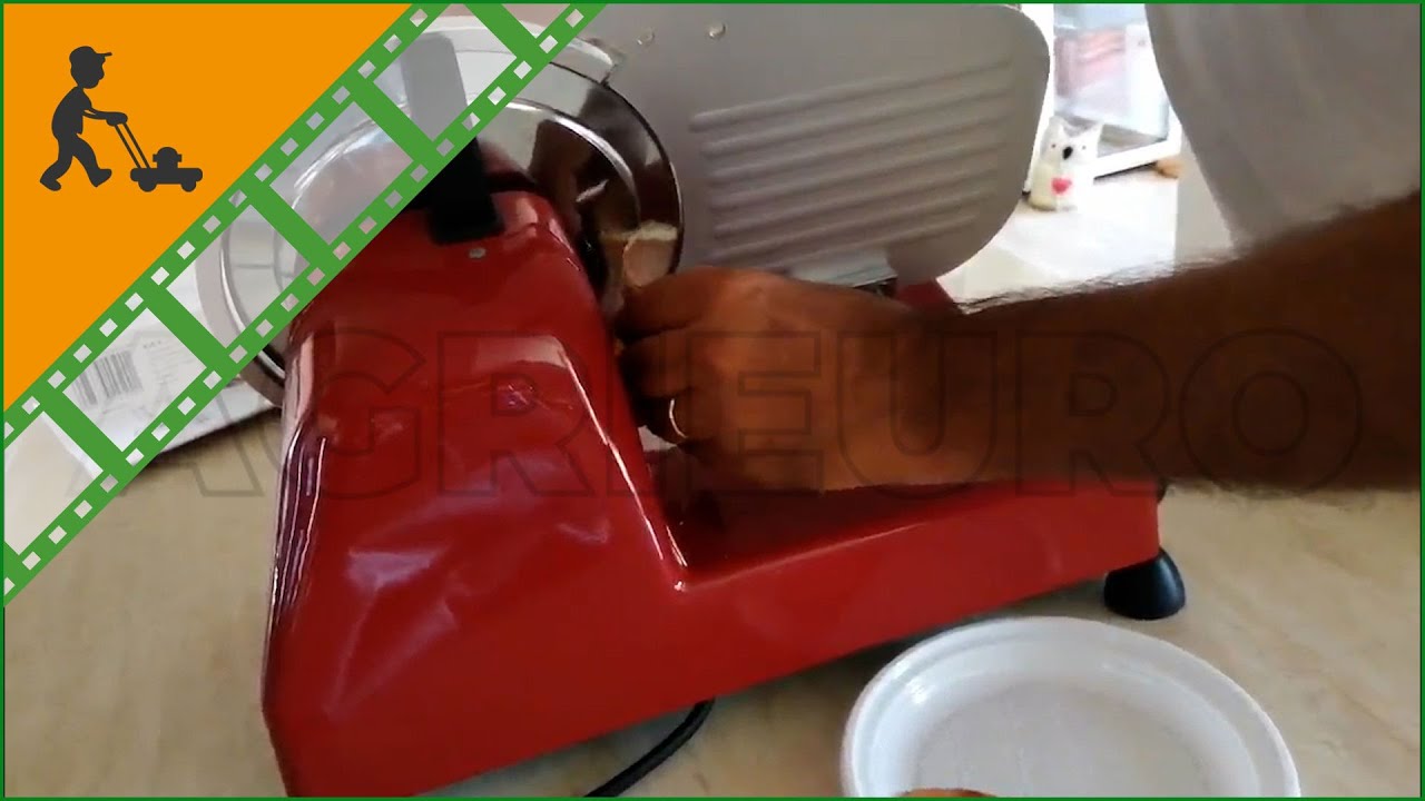 Affettatrice R.G.V LUSSO 195GL RED: vediamo in azione l'affettatrice ergonomica dal minimo ingombro