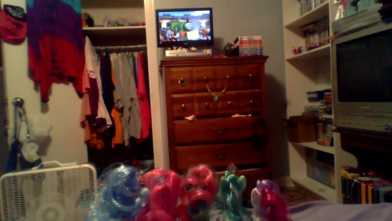 Winter Ponies watch Ultimate Christmas Part 2
