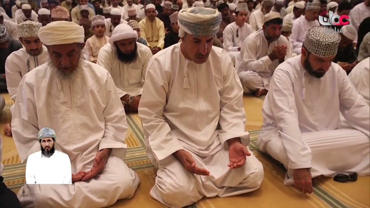 نقل شعائر صلاة الجمعة من جامع السلطان قابوس في نزوى