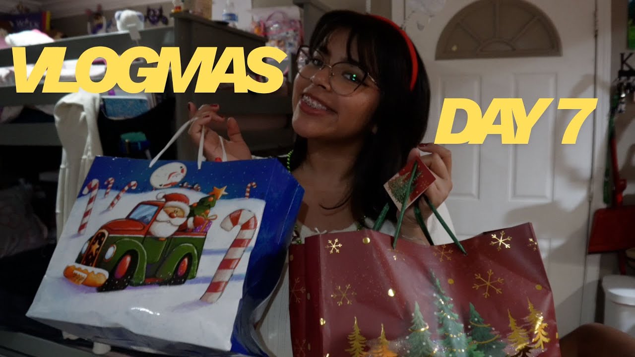 Vlogmas day 7: Going gift shopping + christmas dinner