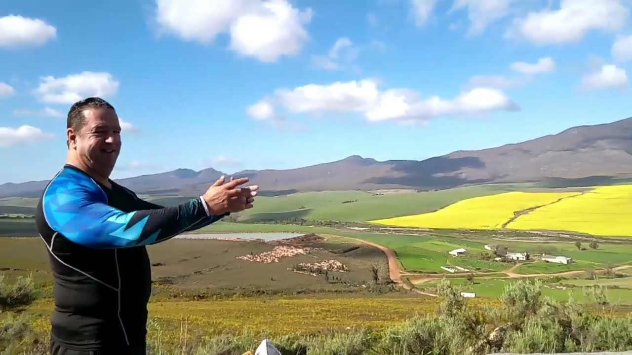 Conduciendo en Sudáfrica a través de montañas. ¿Son seguras las carreteras?