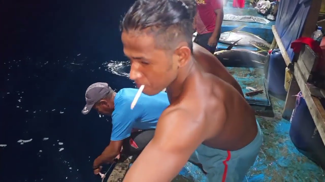 mancing tuna spot laut dalam di rumpon ikan tuna papua barat #fishinglife