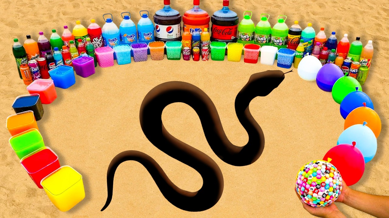 Как сделать гигантскую змеиную яму для газировки с помощью больших шариков Orbeez, воздушных шари...