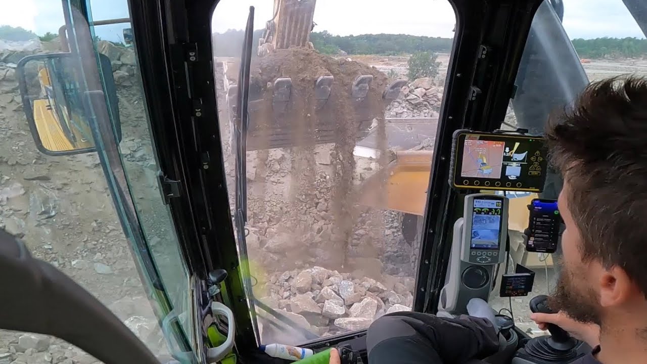 Cat 390 F, completing the curved rock wall!🤙 Parallel benches#2