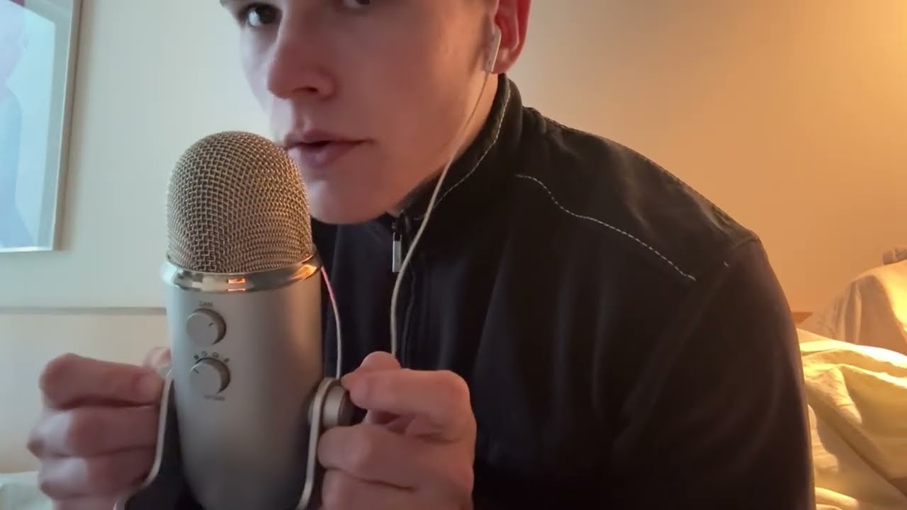 ASMR guesss the word (inaudible whisper)
