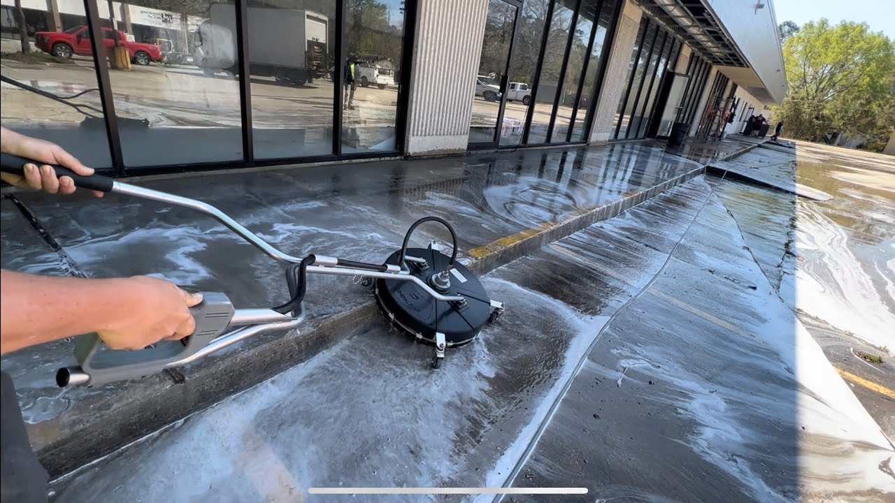 Pressure Washing￼ Shopping￼ Center￼￼