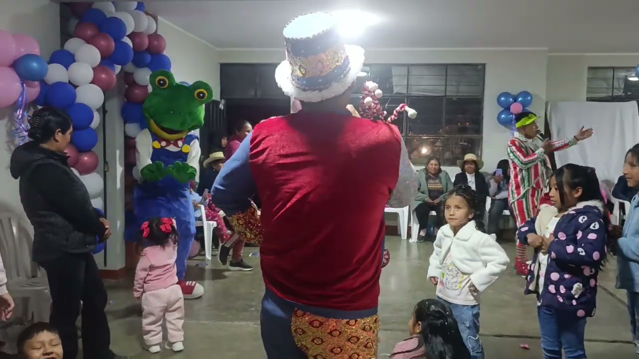 NEYBER FIESTA DE IEI 173 HUACUAS