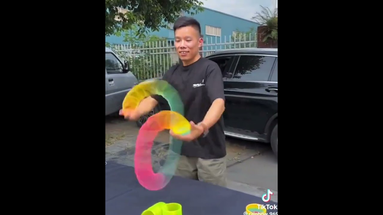 MAGIC SPRING TRICKS 🌈🐈 Magic Spring Experiment #shorts #rainbow #magic #spring #rainbowspring