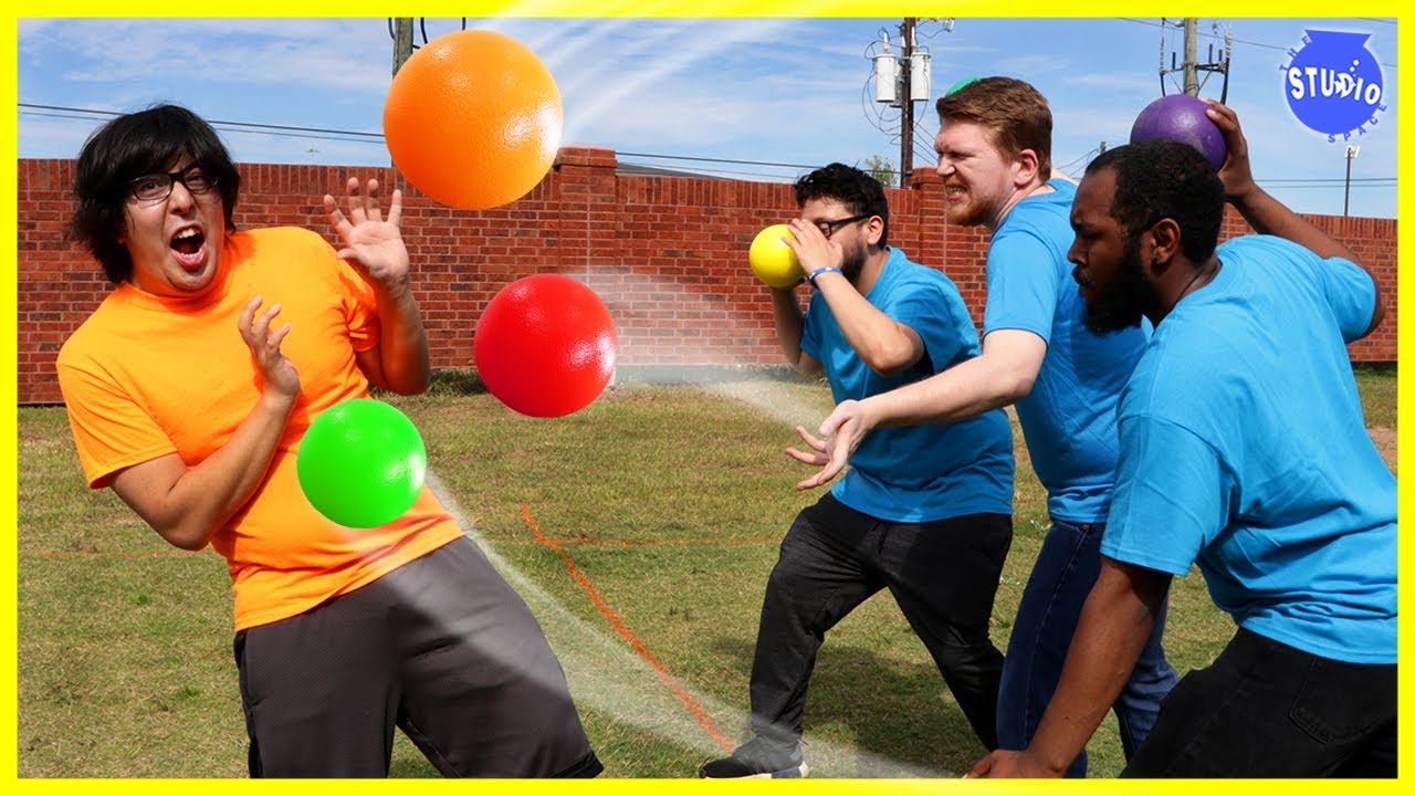 CRAZY DODGEBALL GAME ! ORANGE TEAM VS BLUE TEAM