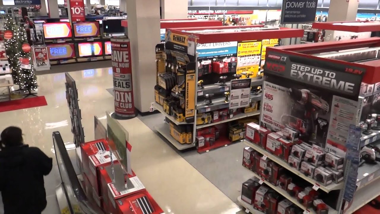 2013: A Full Tour of The Former Sears in Hicksville, NY