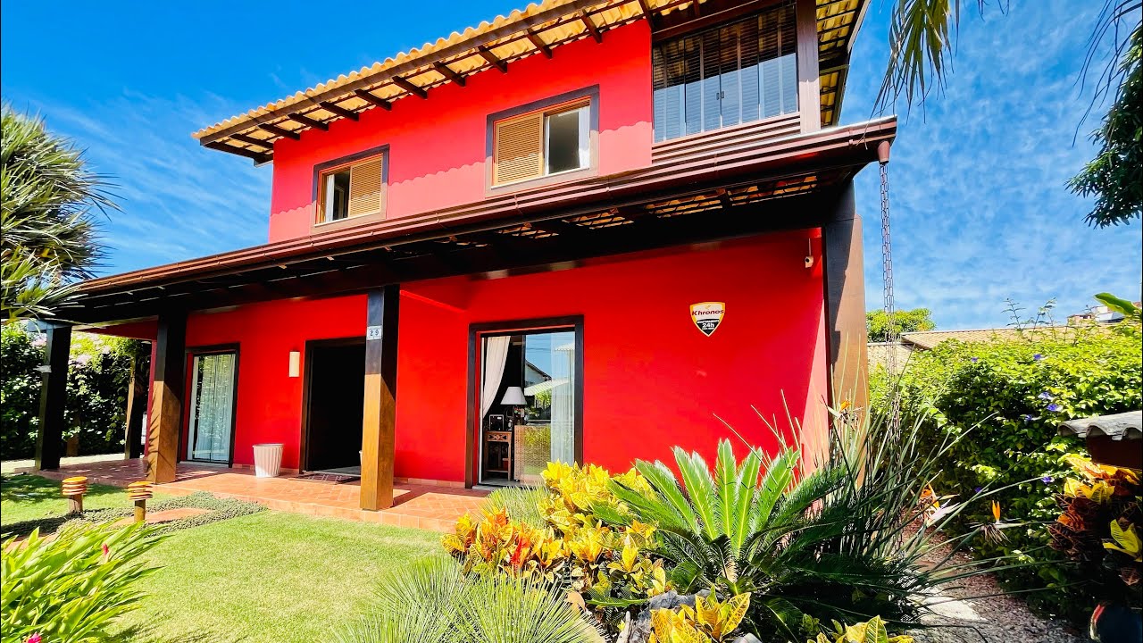 Diferenciada casa alto padrão em condomínio fechado na praia de ingleses em Florianópolis SC