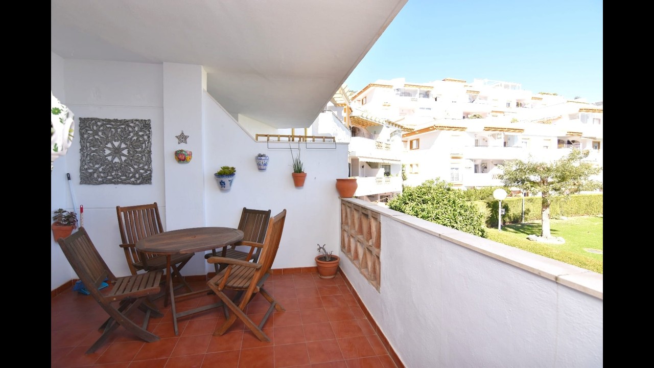 Apartment for Rent in Benalmádena Pueblo | 3 Bedrooms | Gated Community