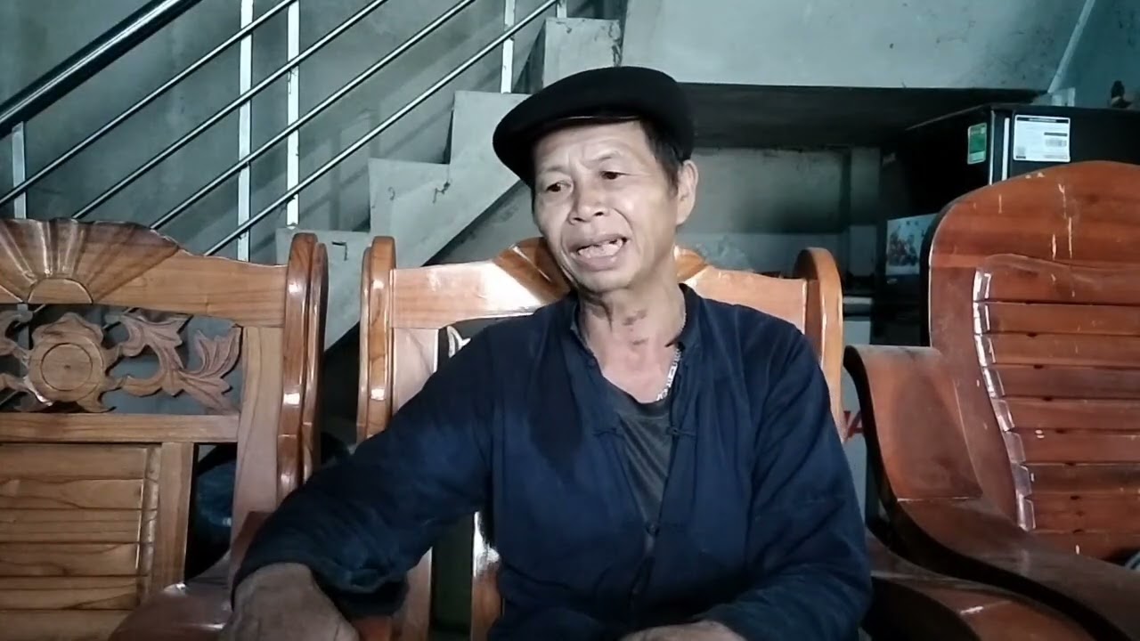 Hát nùng ah nùng văn chỉ sáng tác hát kể lại về thời trước đi dân công làm đường thiêng thủy 