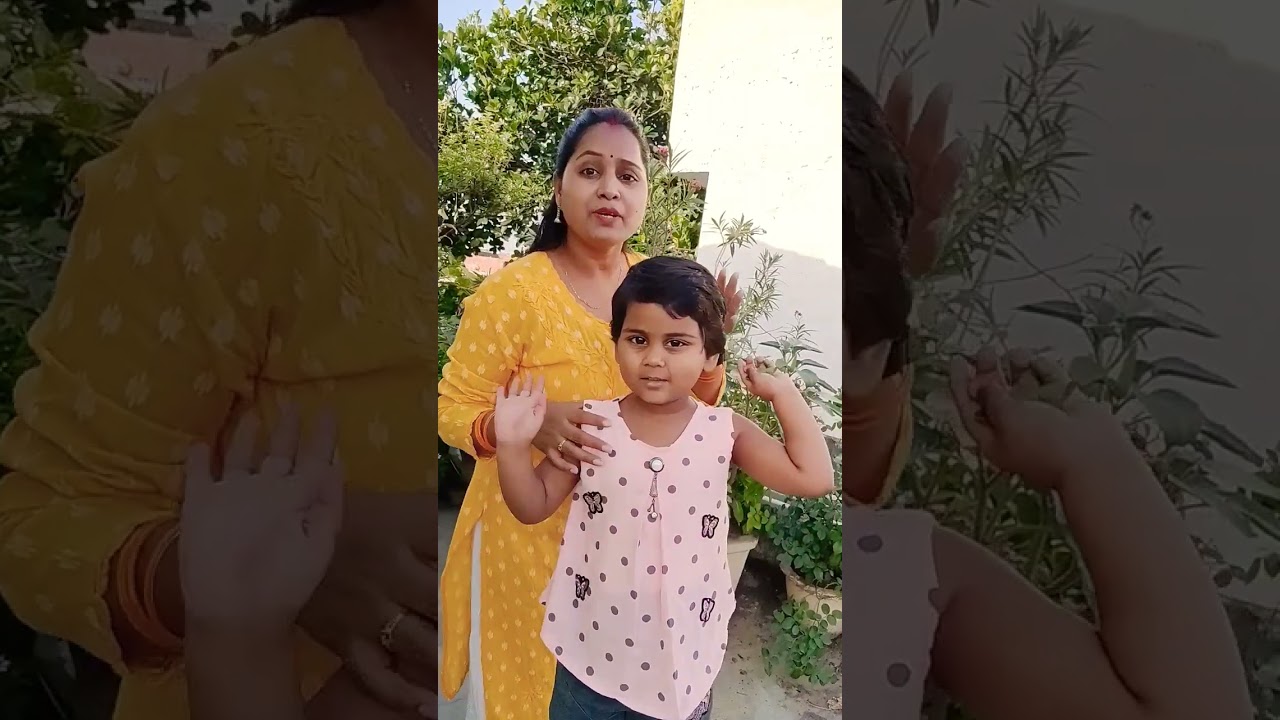 meri mummy se gatar mein se uthakar#youtubeshorts #funny #video #akshita