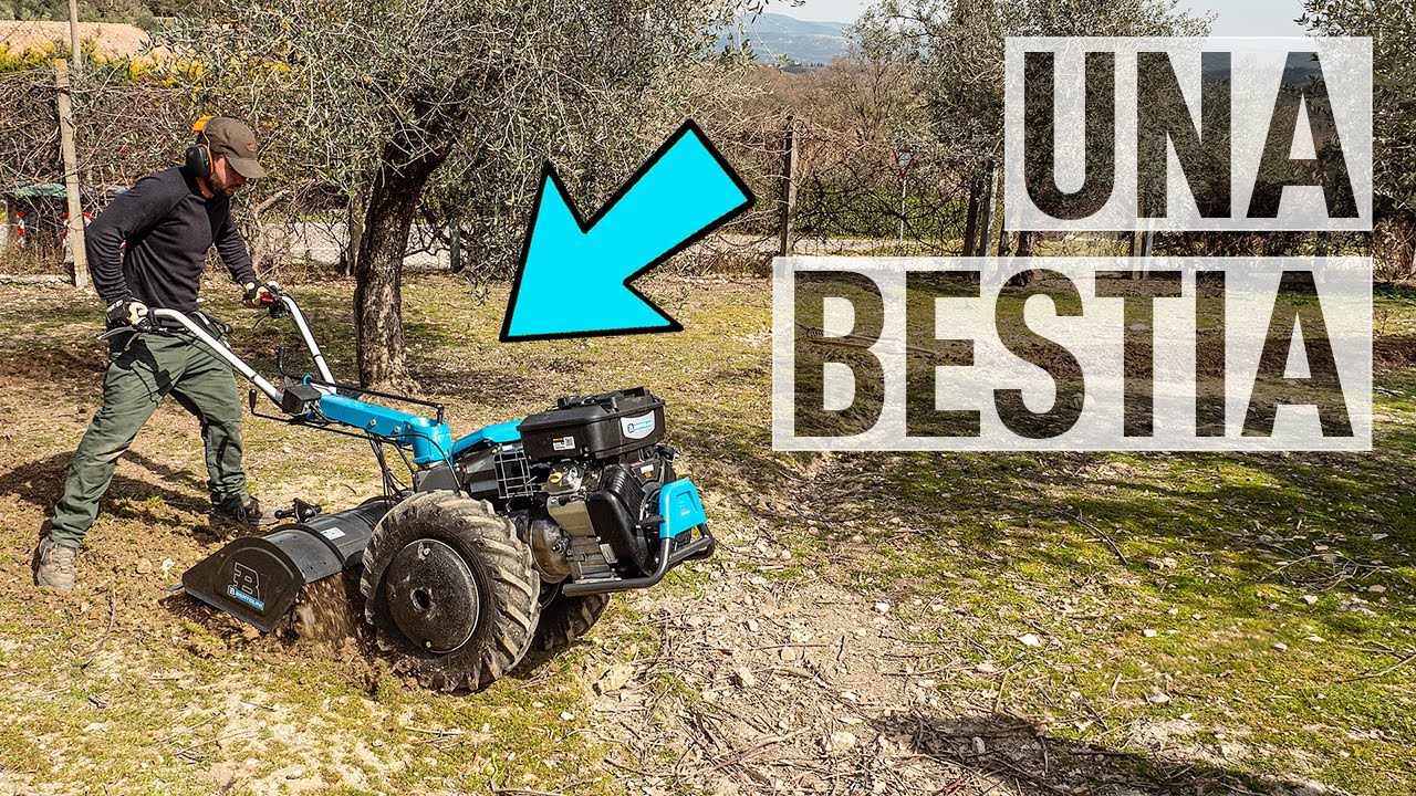 Preparare il TERRENO con il MOTOCOLTIVATORE 🚜