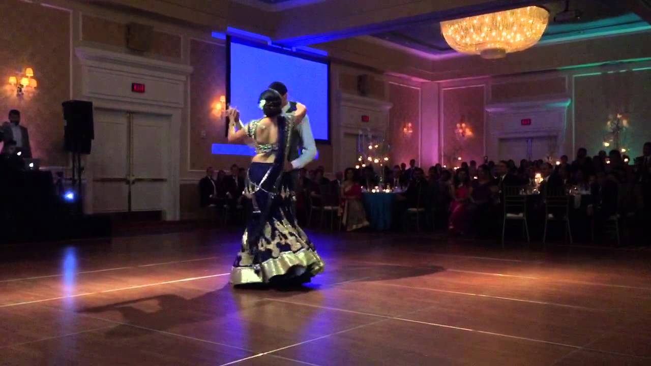Surprise first dance!!