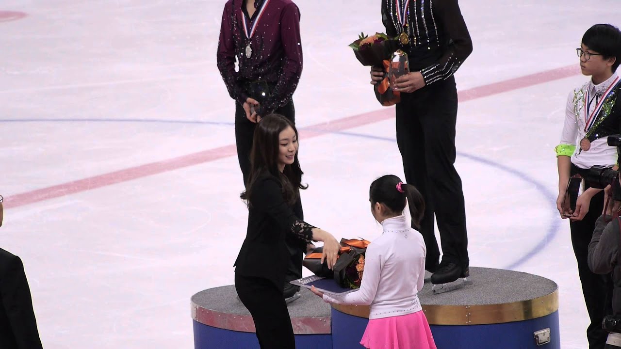 2015-01-09 피겨 종합선수권 | 남자주니어 시상식 | 김연아 Yu-Na KIM 시상 | 김형태,김상우,김건모