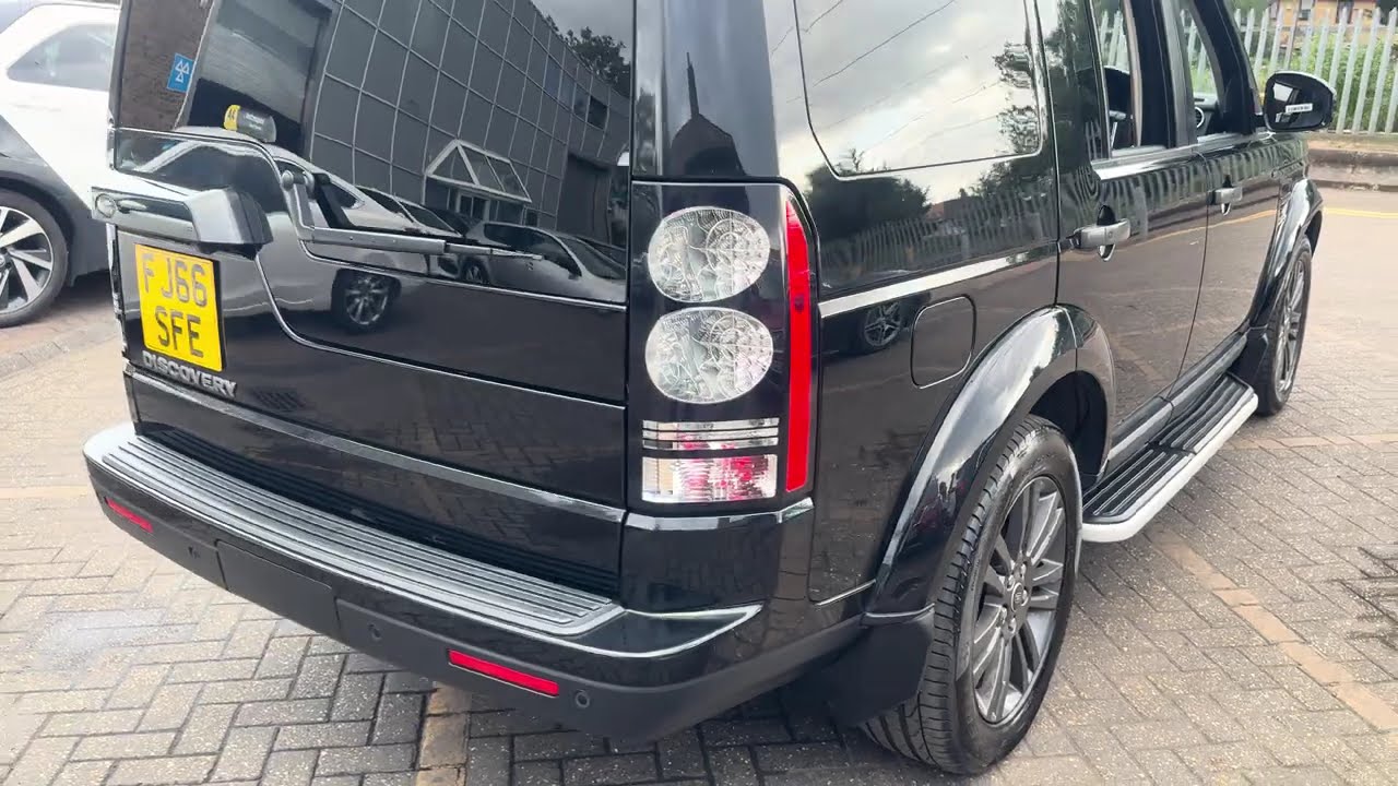 Land Rover - Discovery 4 - Black - FJ66SFE - 2016