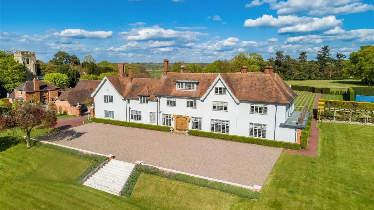 Exquisite Equestrian Country Manor House Tour - Fine & Country Leamington Spa