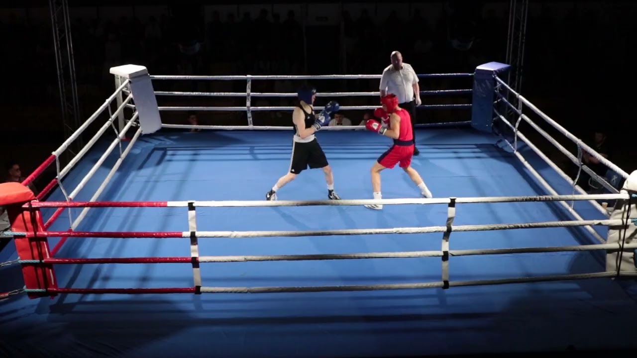 Ísak Logi Weaver vs. Arnar Geir