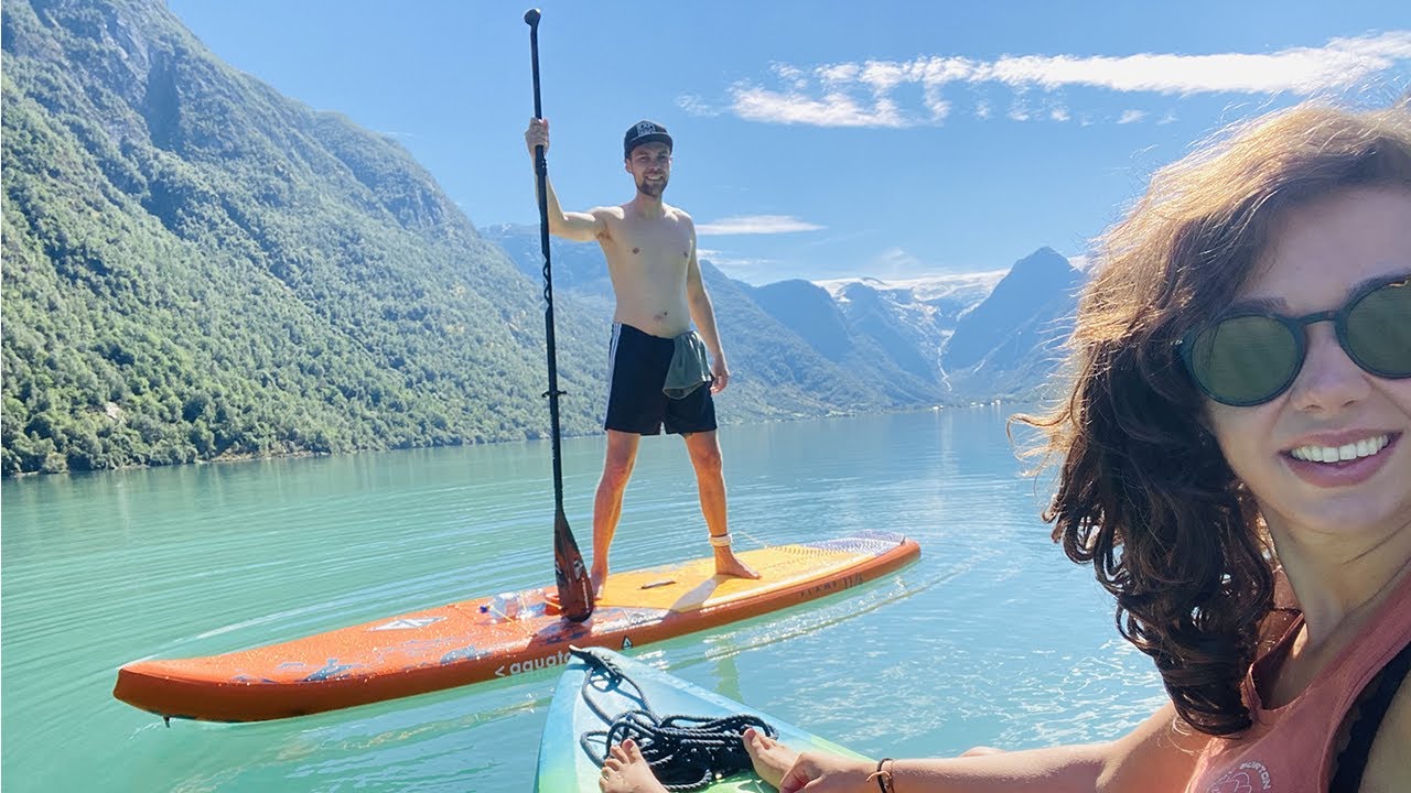 met de SUP en KAJAK richting de gletsjer in Noorwegen