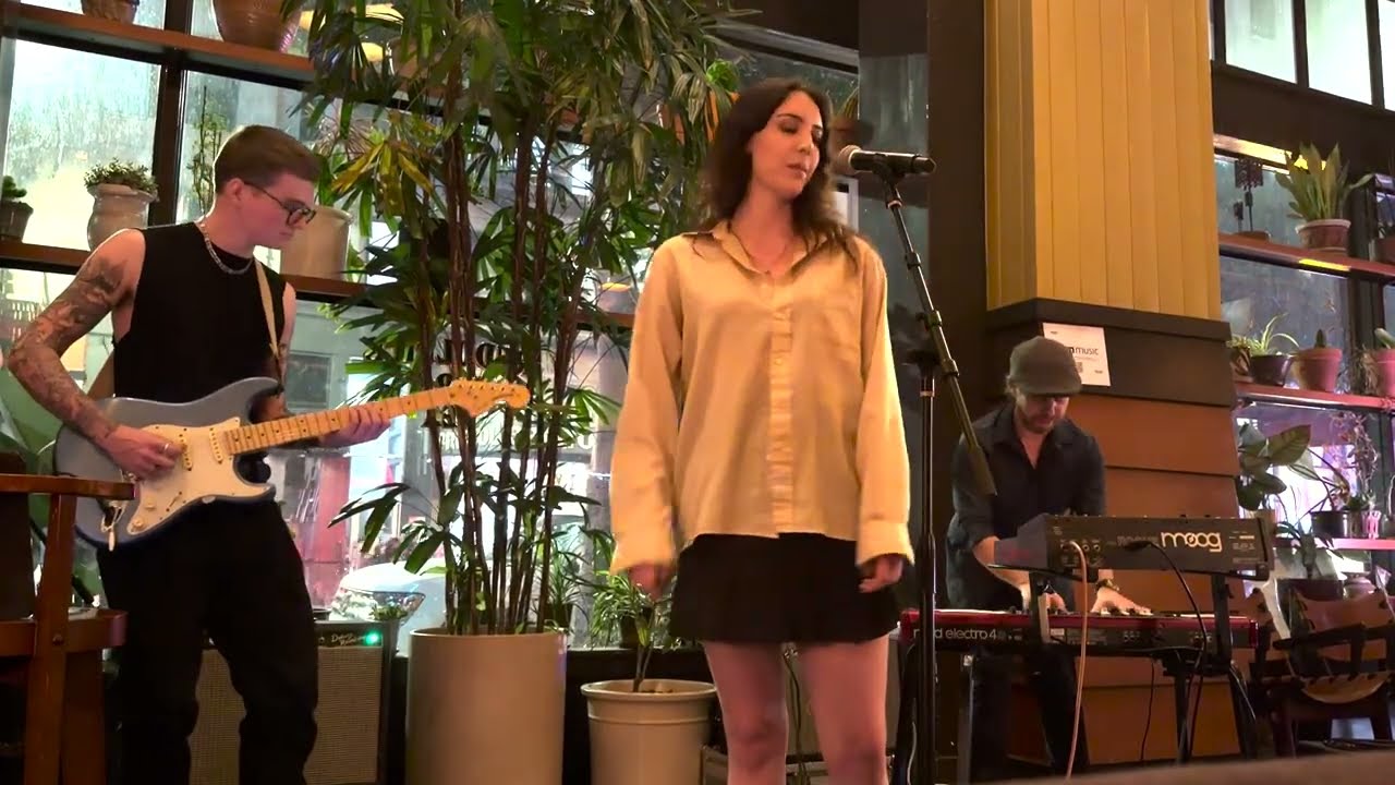 Ana Luna - Dance In A Trance (Live From Breaking Sound LA)
