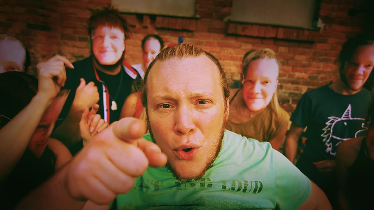 The Unduster - Typen wie du feat. Mista Wicked (Official Video)