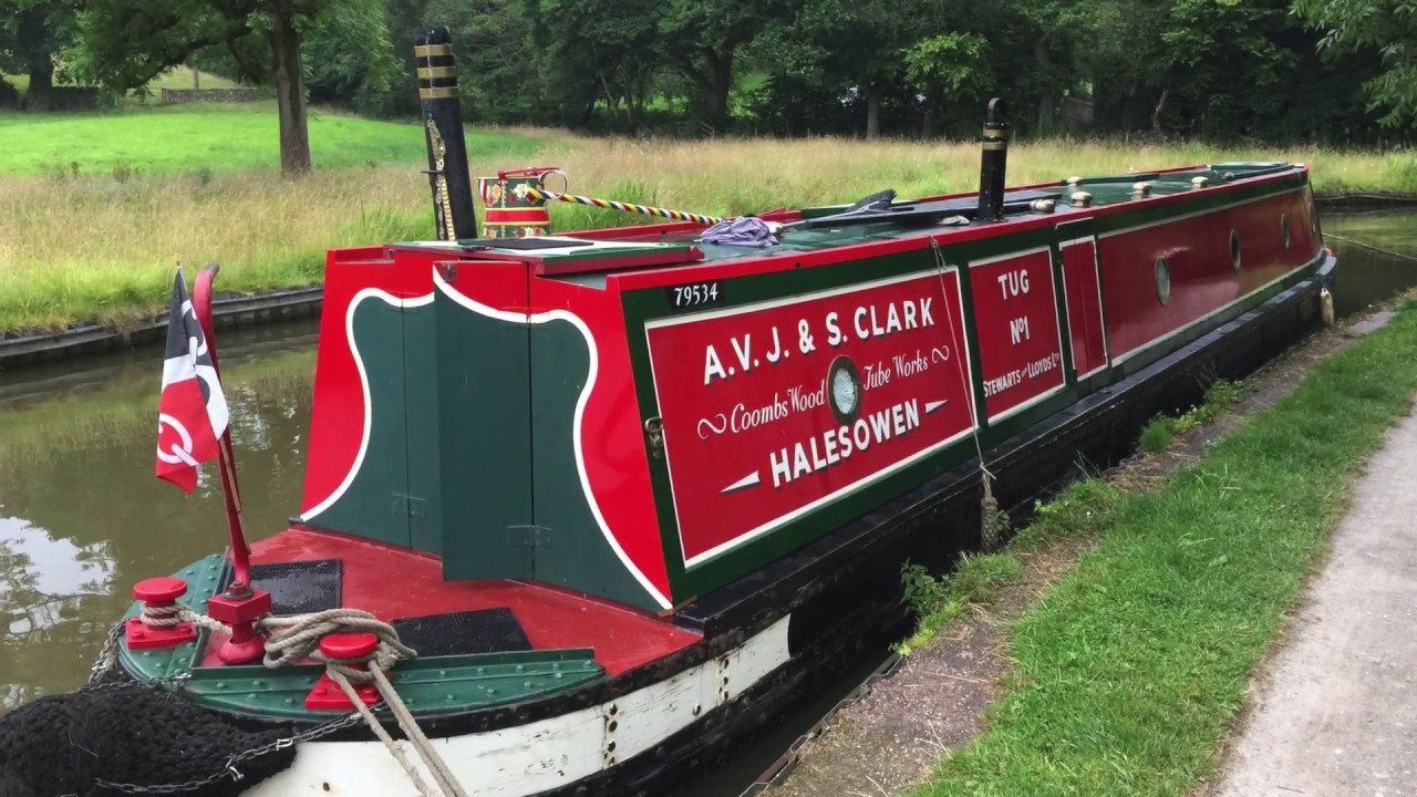 Narrowboat Tug running hot bulb Bolinder engine