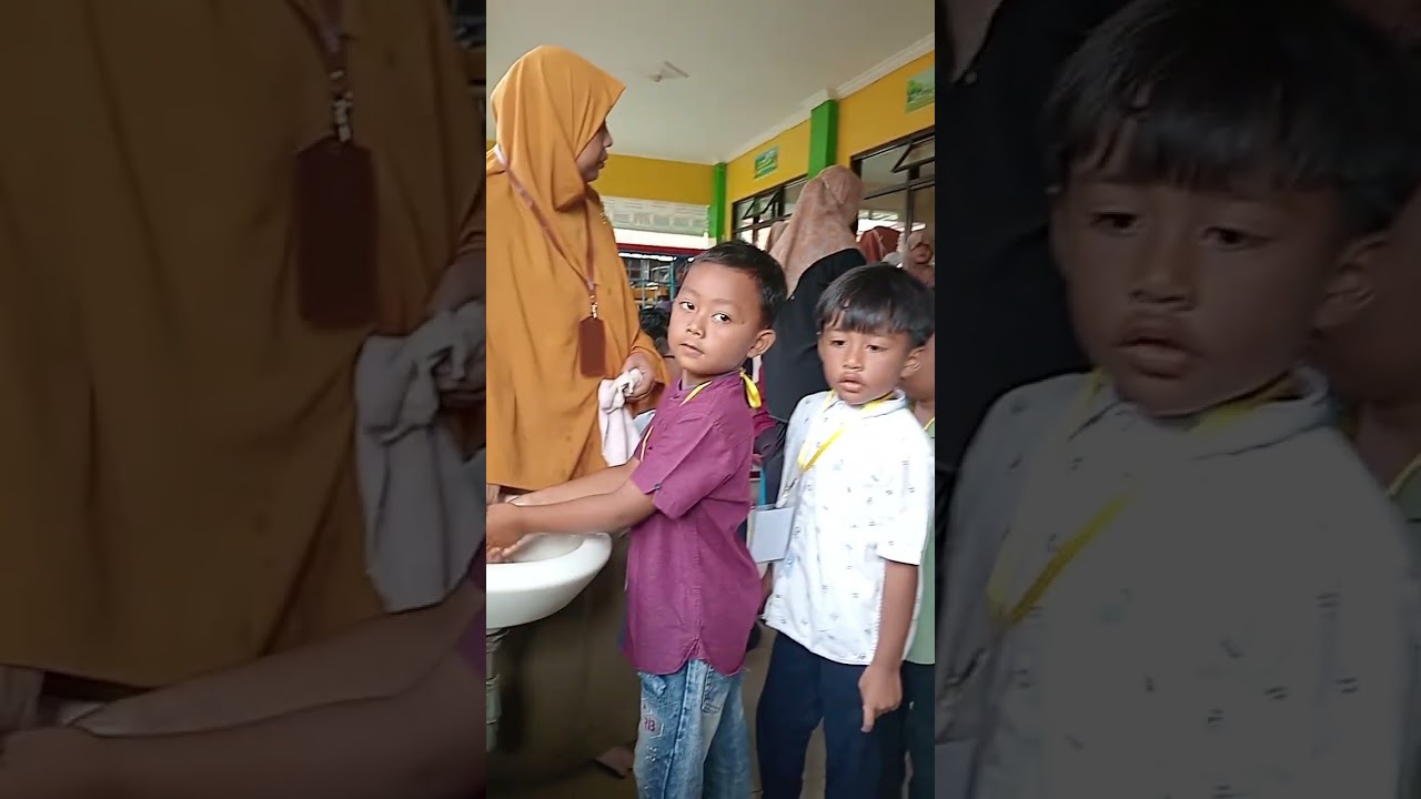 Pertama kali masuk TK.Hafal lagu kebangsaan