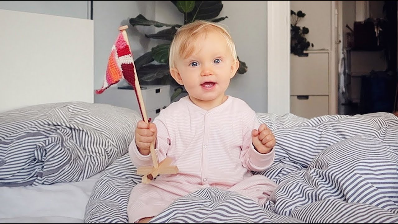 VLOG: Lily 1 år - fest, minder & fødsel