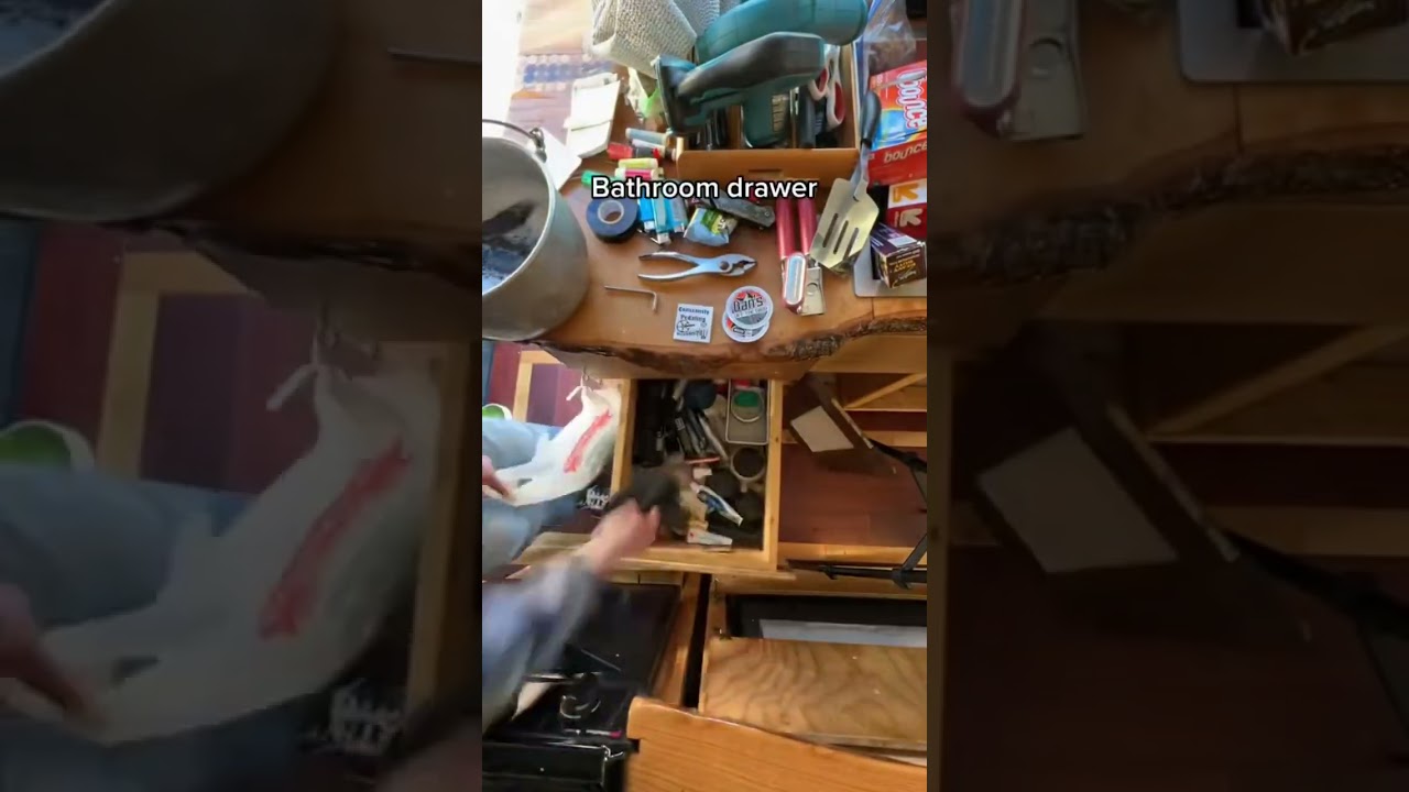 Van Life Junk Drawer Deep Clean 🤢