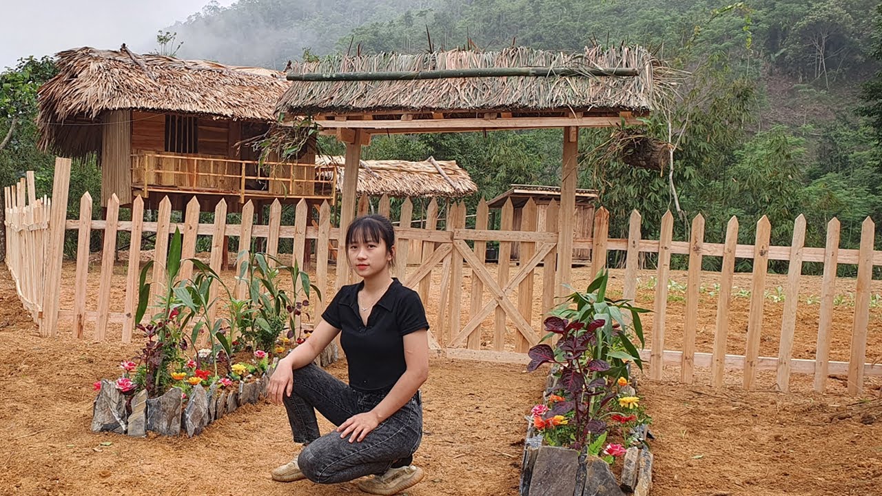 Build a wooden house. Make a wooden fence, renovate the gate. How to Make a Farm Gate.