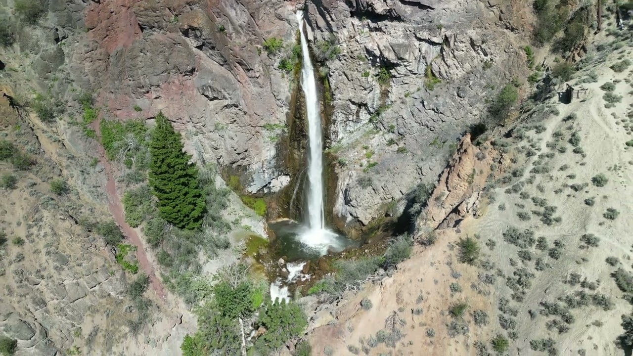 Waterfall near Spences Bridge, Murray Creek Falls