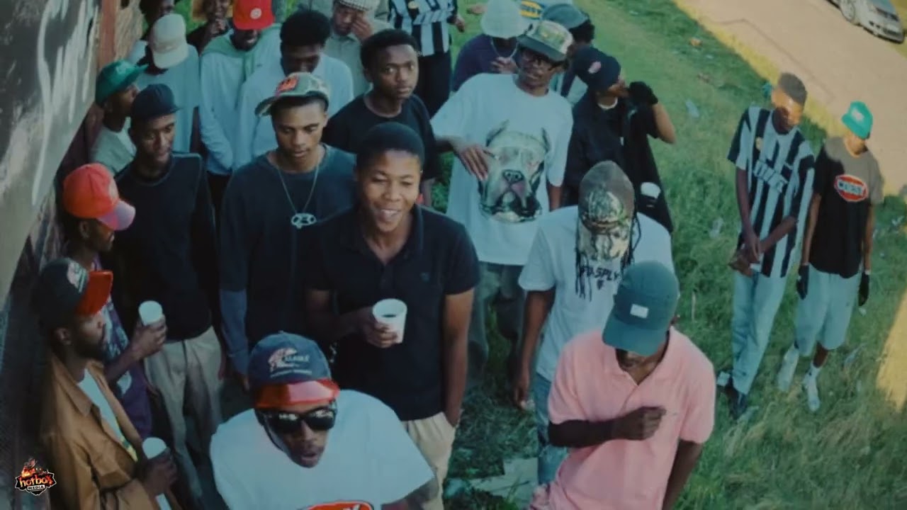 MOGWANTSHI WAKA VAALIA (2PCYADICKIES) FT. @Lawd_Phablow101 & @hemustbeswae (OFFICIAL VIDEO)
