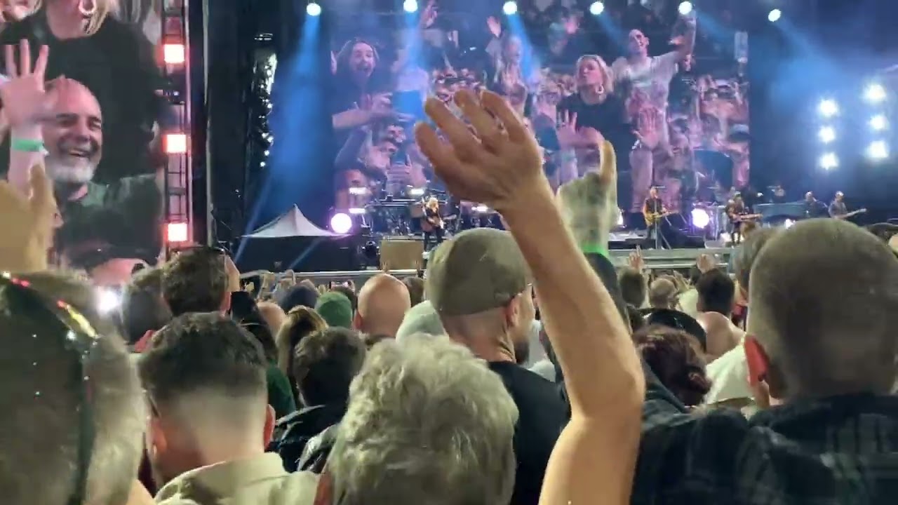Born to Run followed by Glory Days - Bruce Springsteen & the E Street Band - Dublin RDS, 5 May 2023