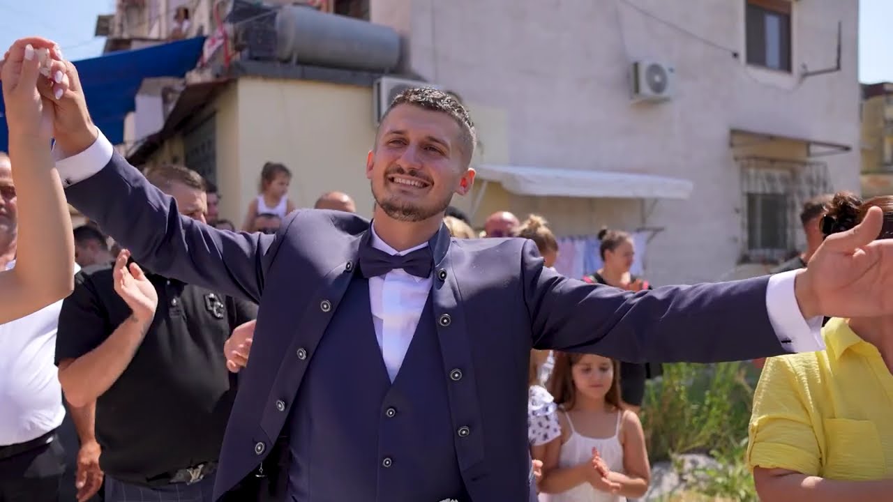 Nusen e morën me valle dhe lot gëzimi – një ditë që s’harrohet