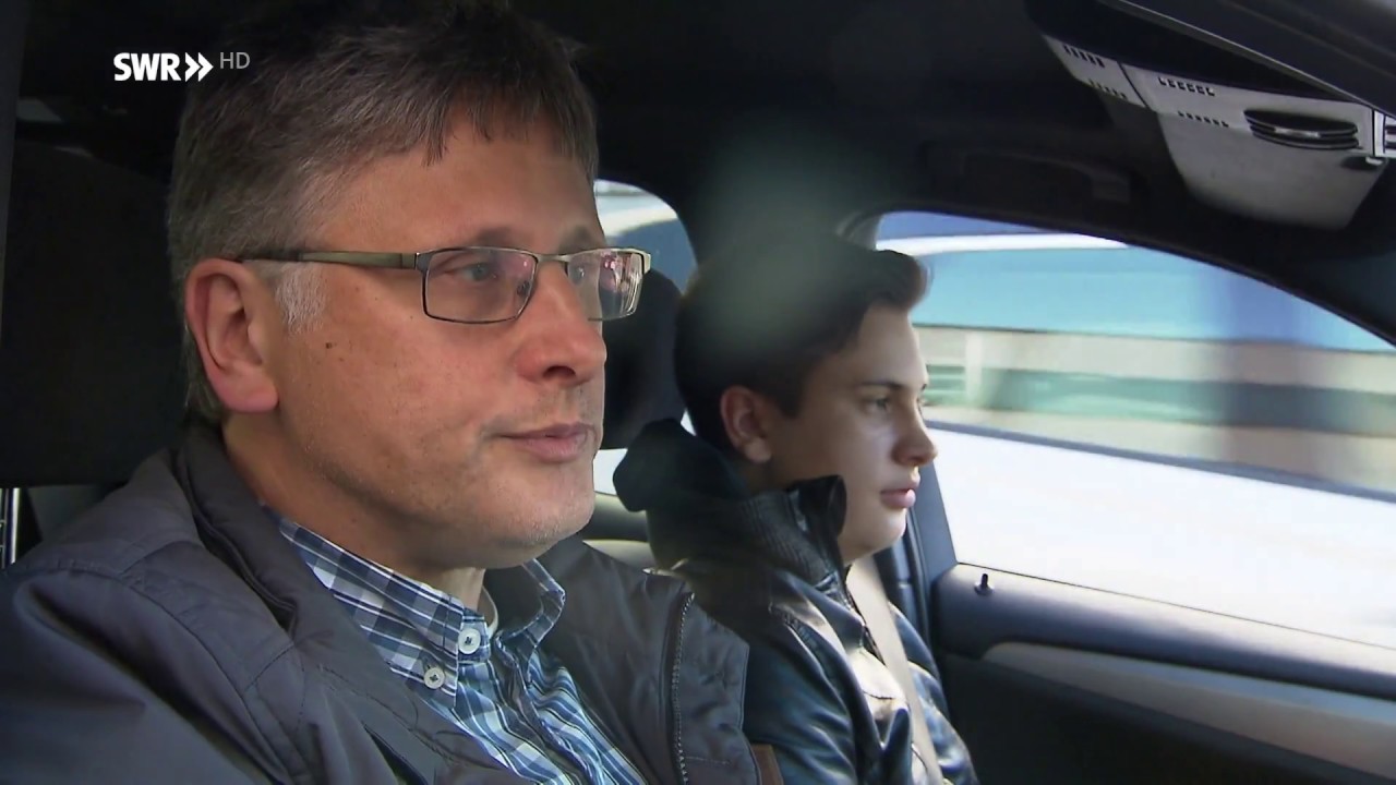Kontrovers diskutiert: Autoführerschein ab 16? | SWR | Landesschau Rheinland-Pfalz