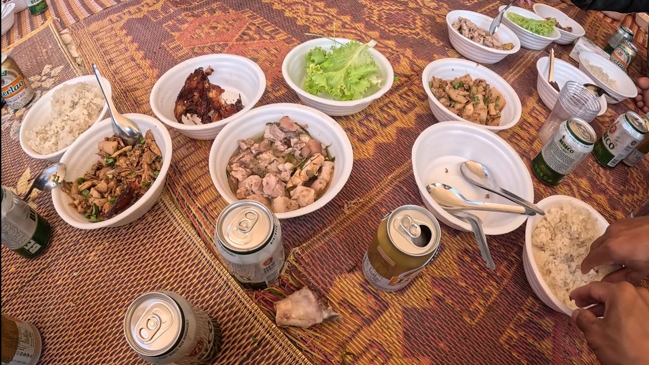 เข้าร่วมประชุม กินข้าวสามัคคีตอนเที่ยง - ยับ อาเวิน