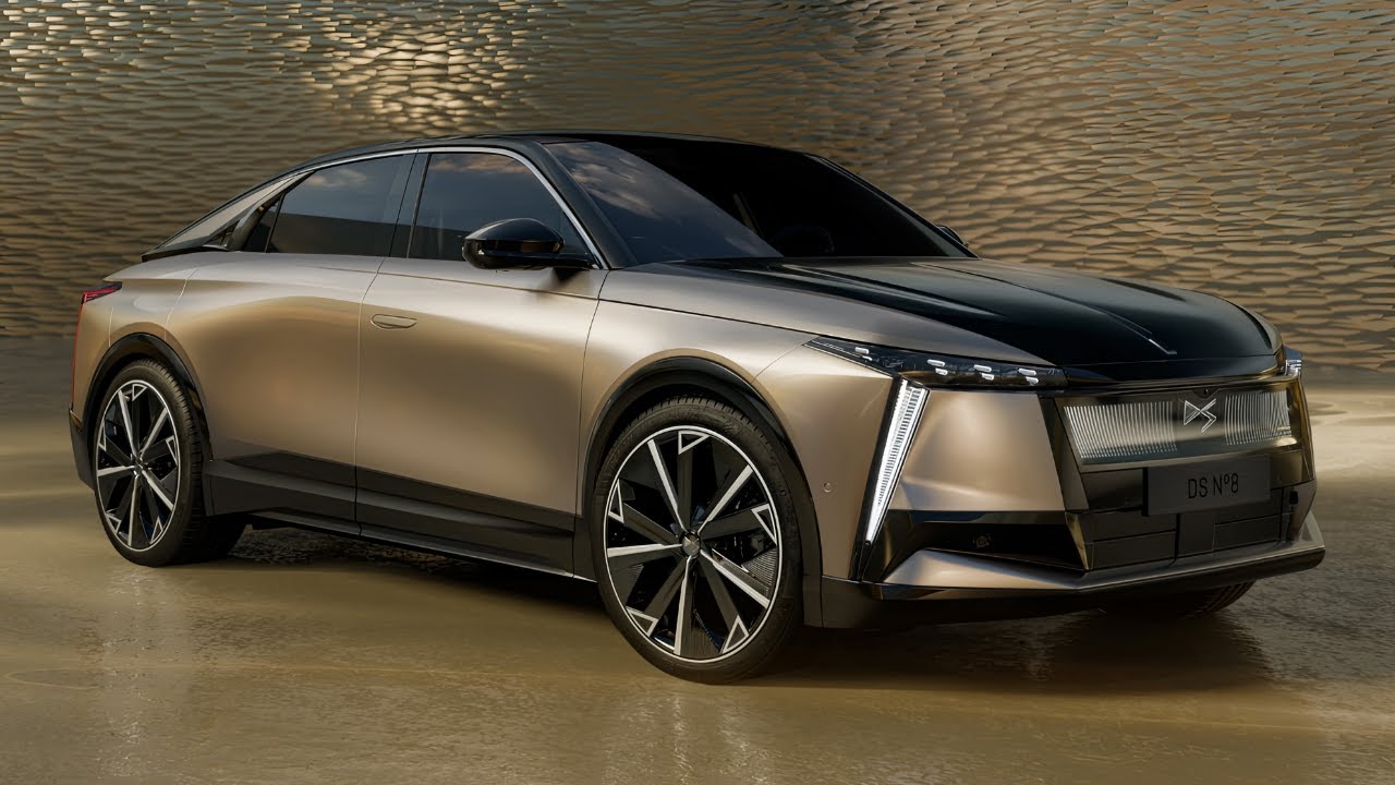 2025 DS N&deg;8 Review: What Makes It So Unique?