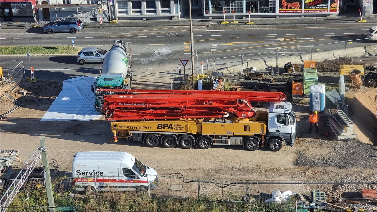 Wesseling Mitte, Umbau Bahnunterführung  Aufstellen der Betonpumpe