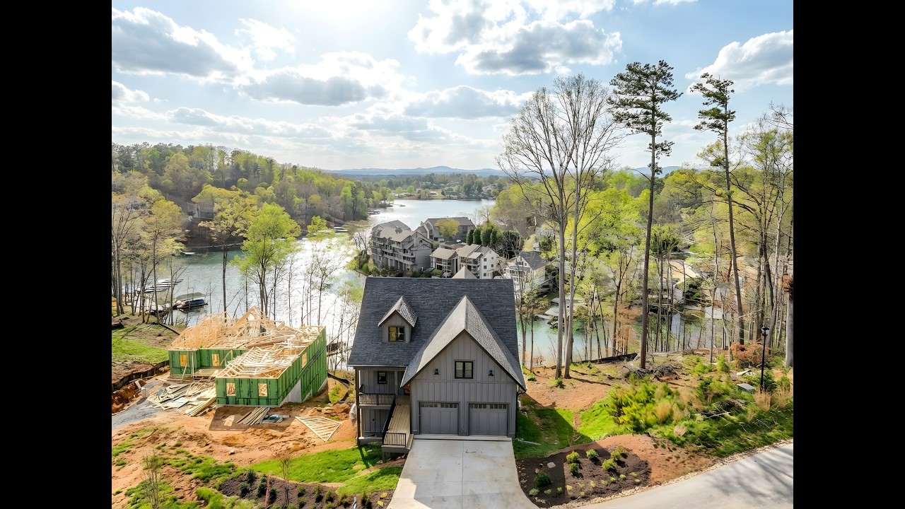 Lake Keowee Waterfront For Sale - 478 Kensington Circle - Seneca SC -The Keowee Life - WeSellKeowee