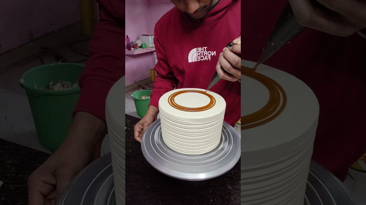 The cake pestry -t10k trending now 🙂 