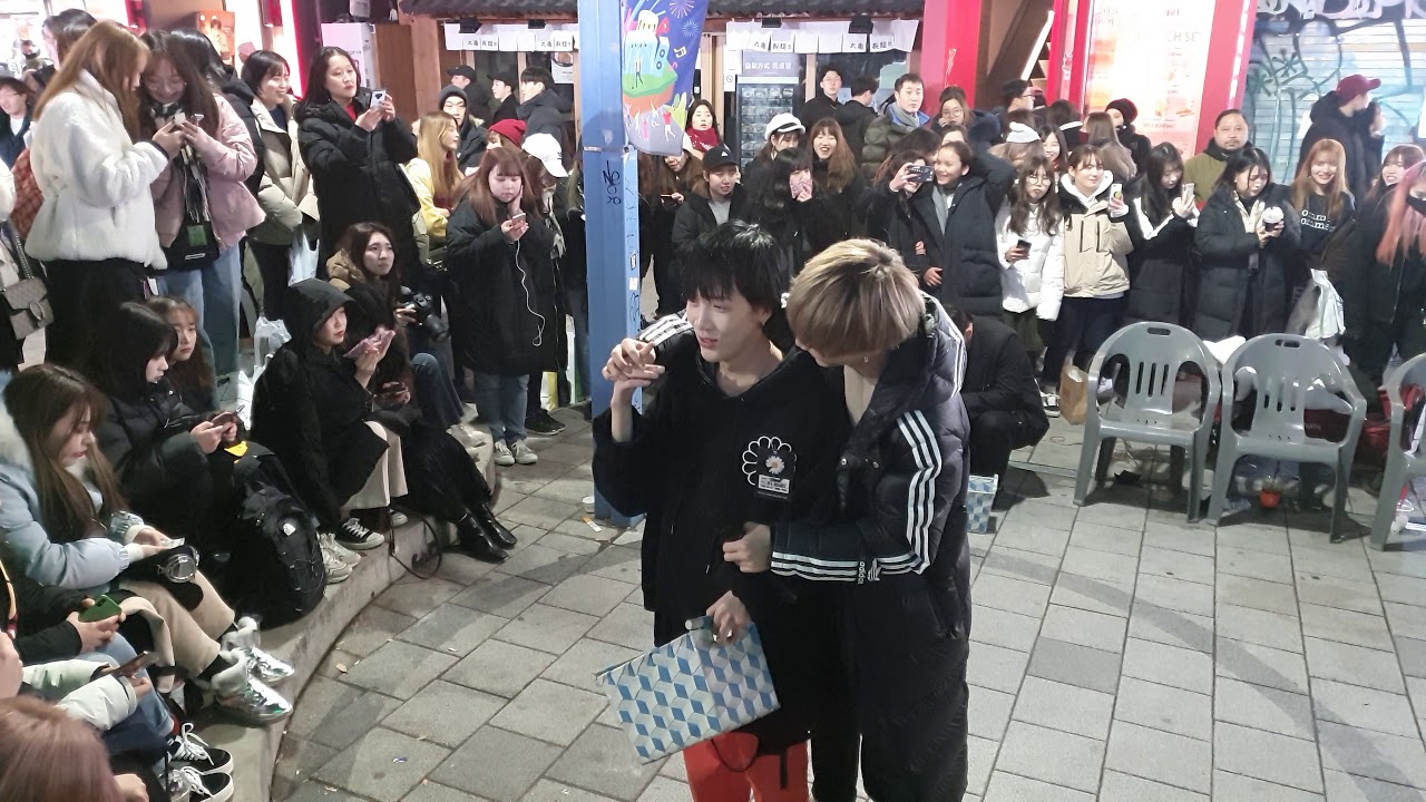 언노운(Unknown)/ 공연종료 후(After the performance ends) HongDae(홍대) Busking(버스킹) 20200102