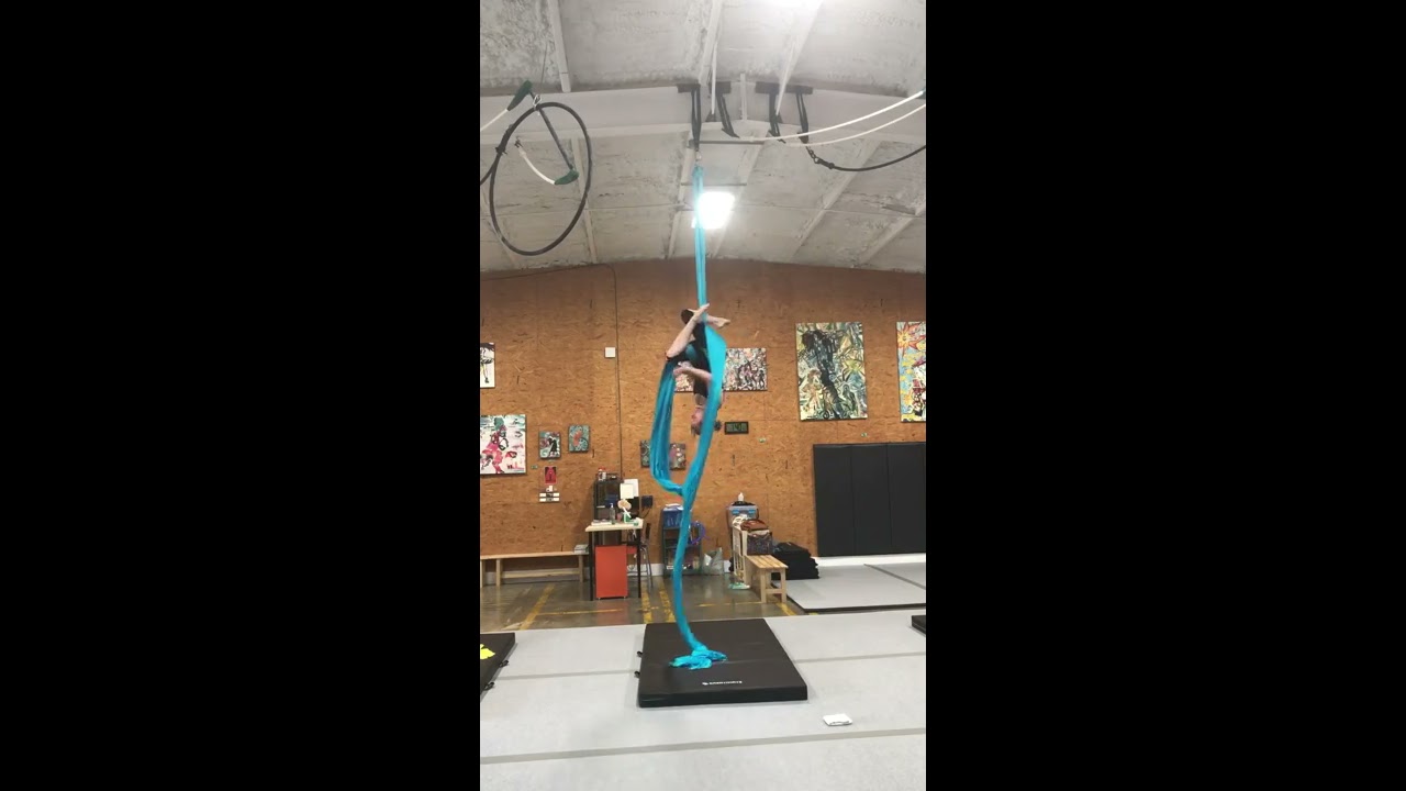 Aerial Silks: 6 Belays