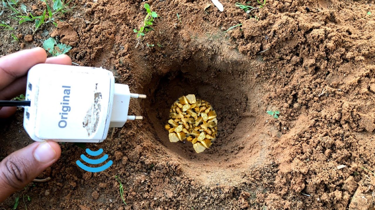 I Turn Old Mobile Charger into a powerful Metal detector